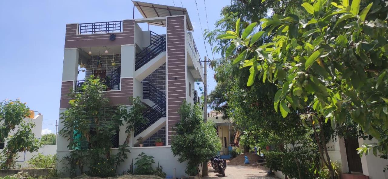 Veeru Homestay Hospet Exterior photo